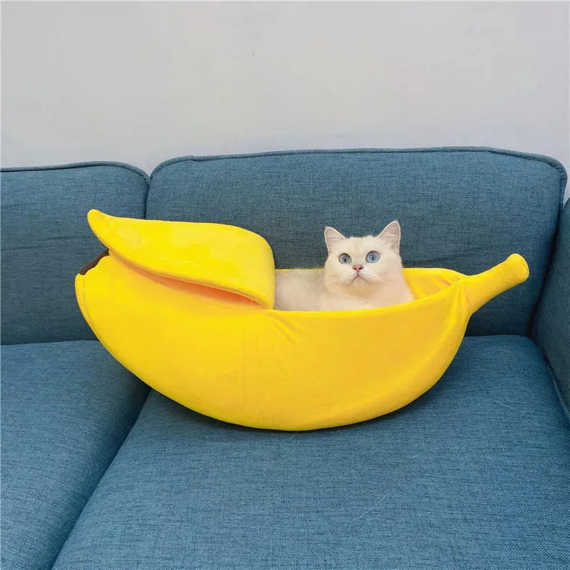 Banana Shaped Pet Bedding Comfortable Cat Nest Mat Winter Cushion Warm Soft Funny Kitten Sleeping Bag Cute Cozy Dog Accessories