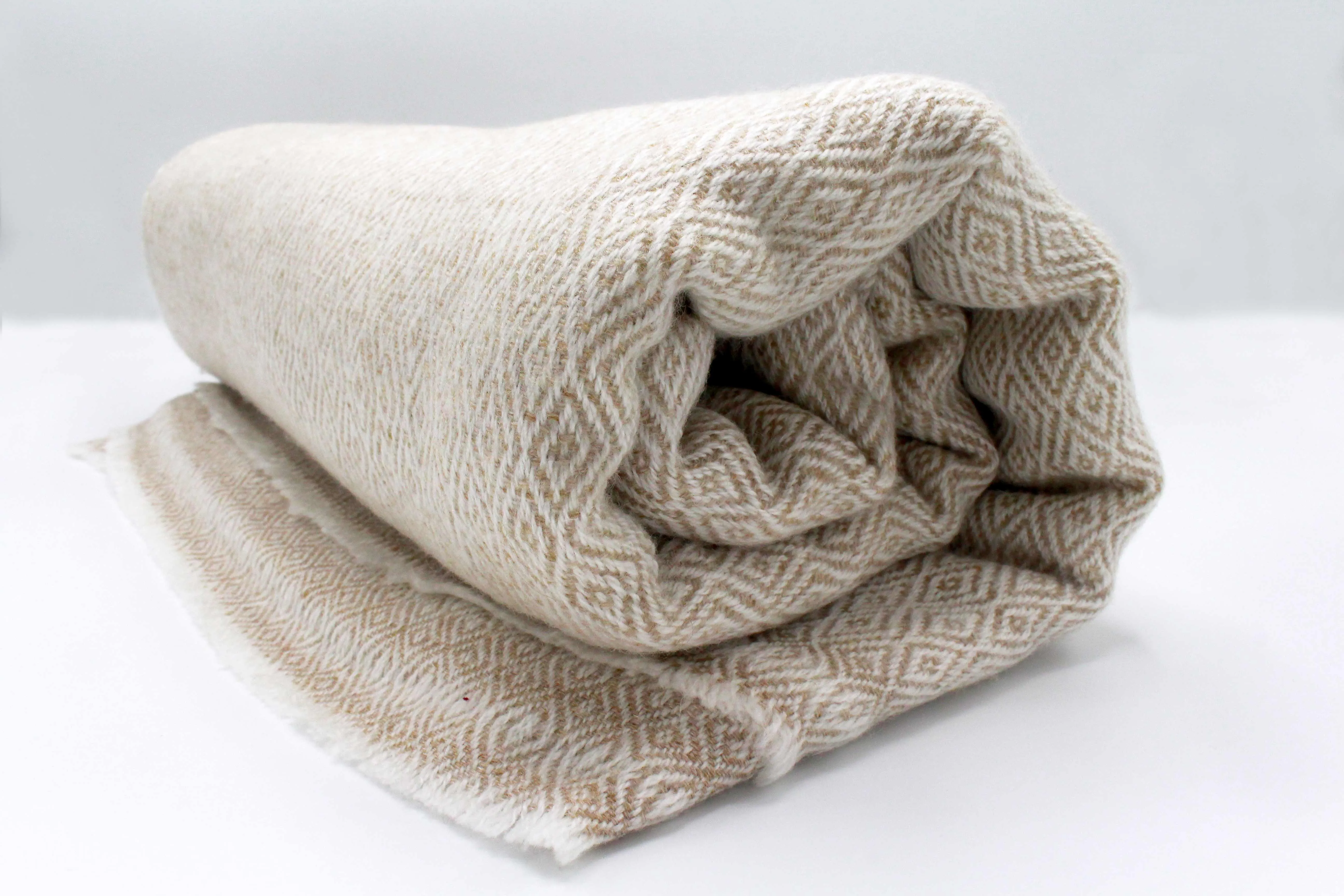 Bisque Brown Diamond Pattern Cashmere Blanket