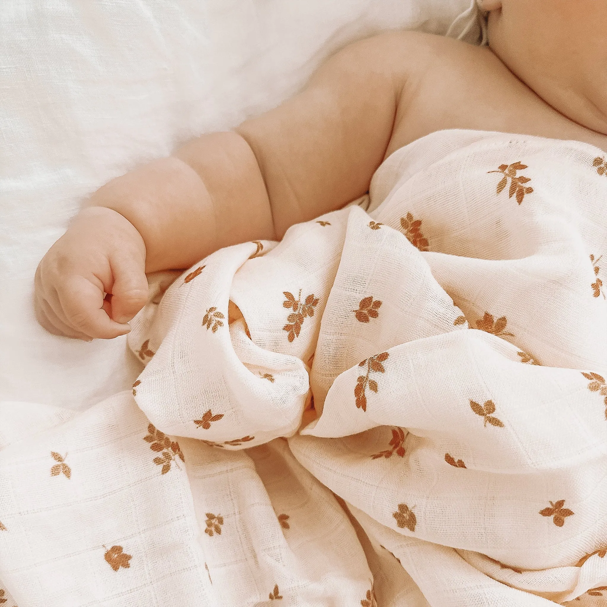Fox & Fallow - Organic Muslin Wrap Swaddle (Birch)